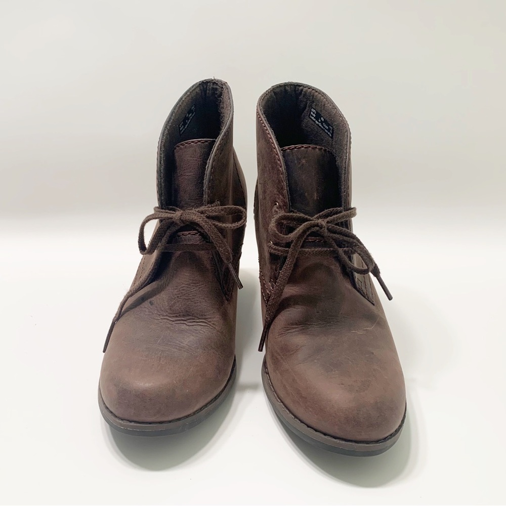 Clarks Heeled Leather Lace Bootie - Size 7